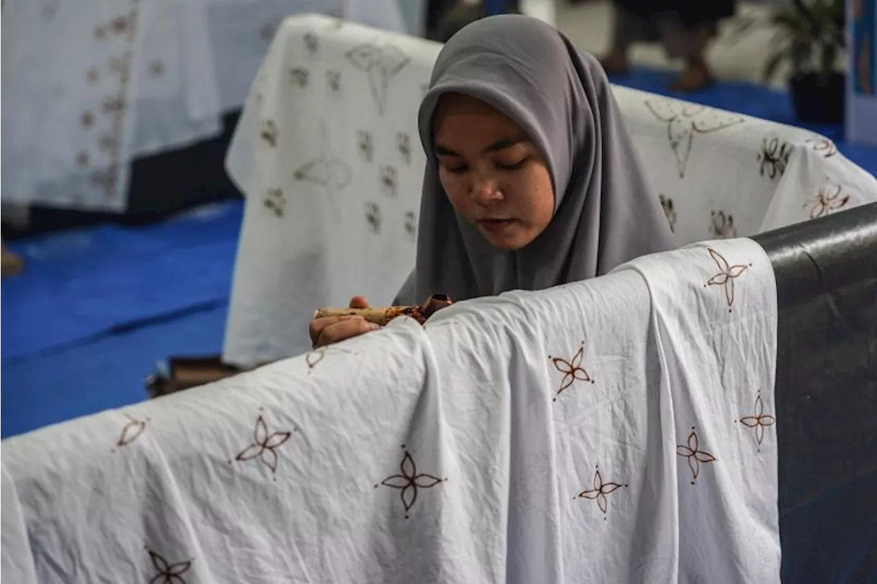 Pelatihan Kreasi Batik AMANAH Lahirkan Berbagai Motif Batik Baru Khas Aceh