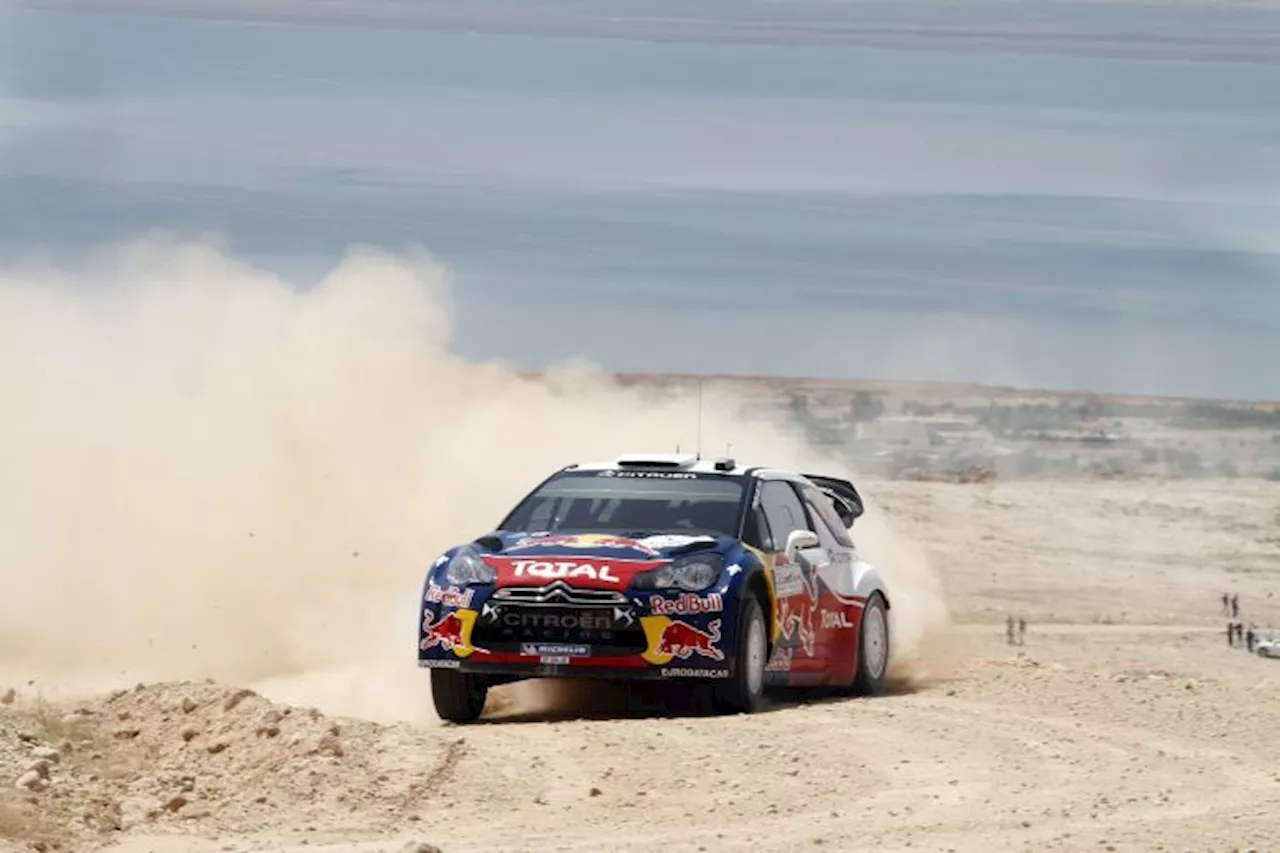 Citroën-Trio in Jordanien vorne