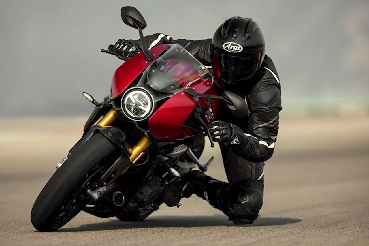 Triumph Speed Triple 1200 RR: Mit Halbschale