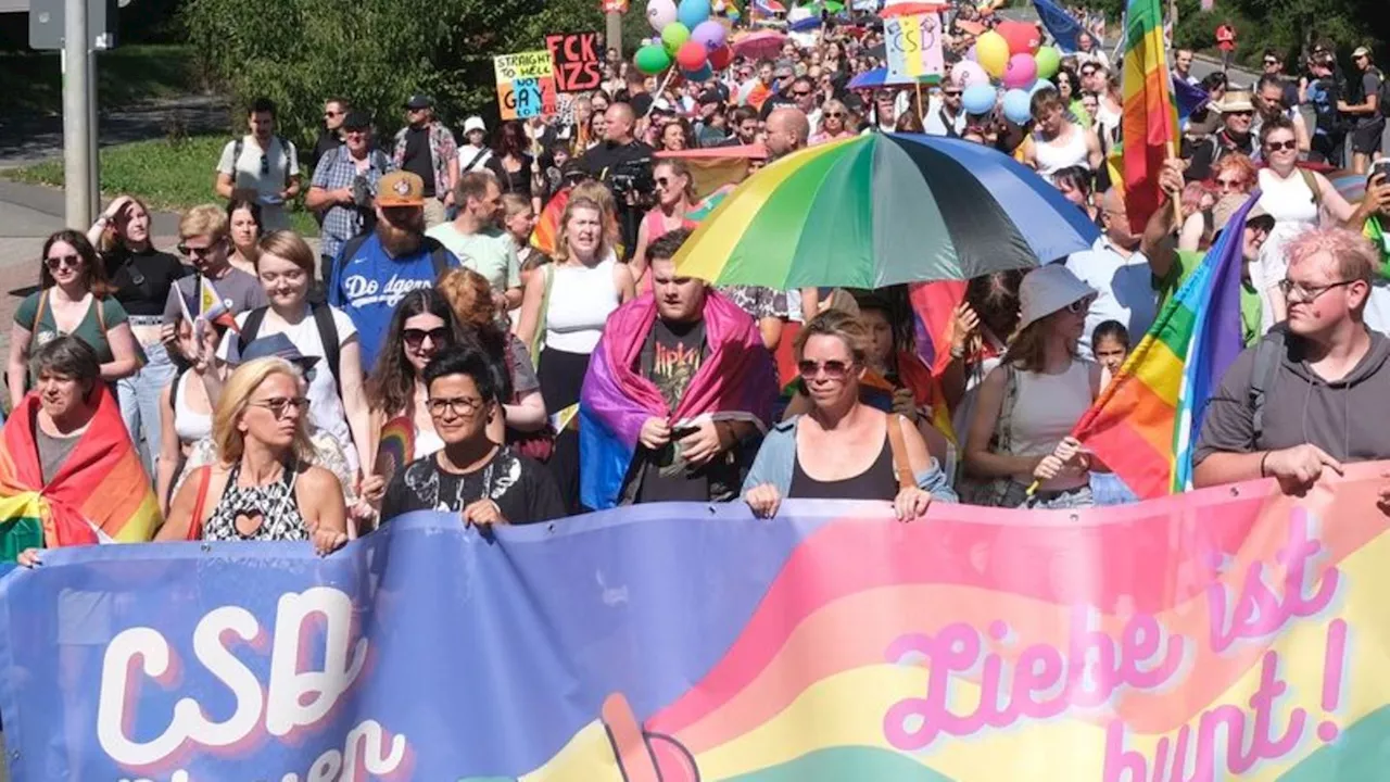 Demonstrationen: Polizei: Christopher Street Day in Plauen läuft störungsfrei