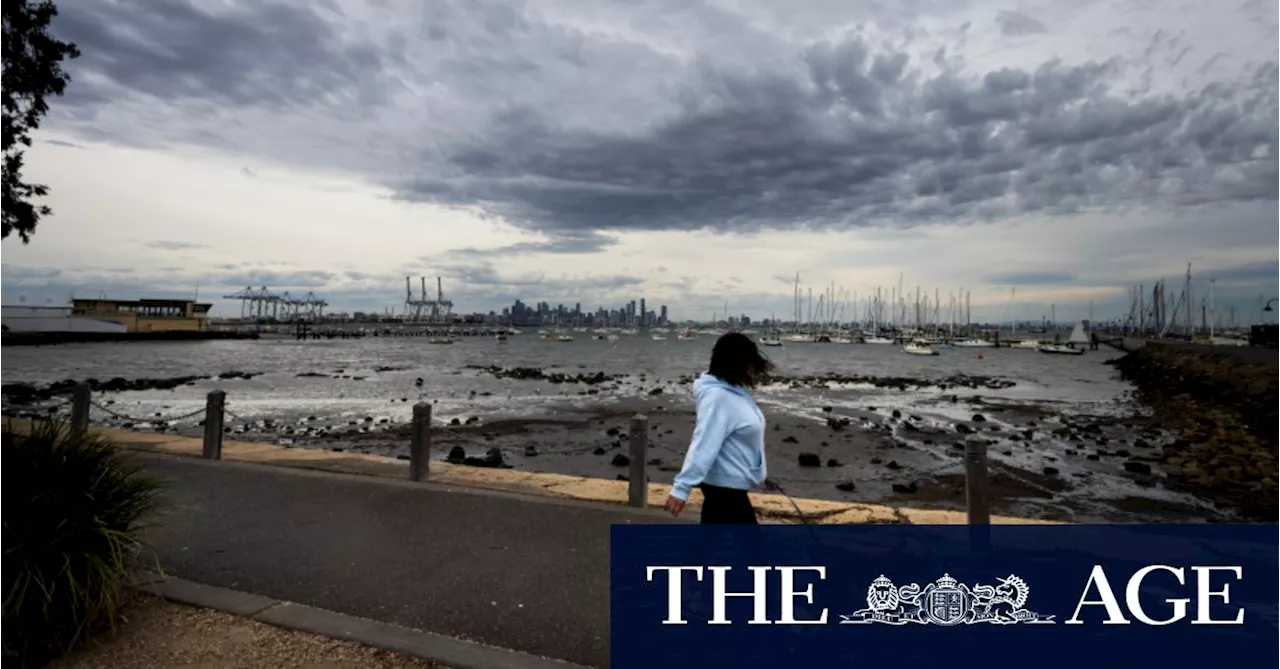 ‘Stay inside’: Large hail, damaging winds to hit Melbourne in ‘spring-like’ storm