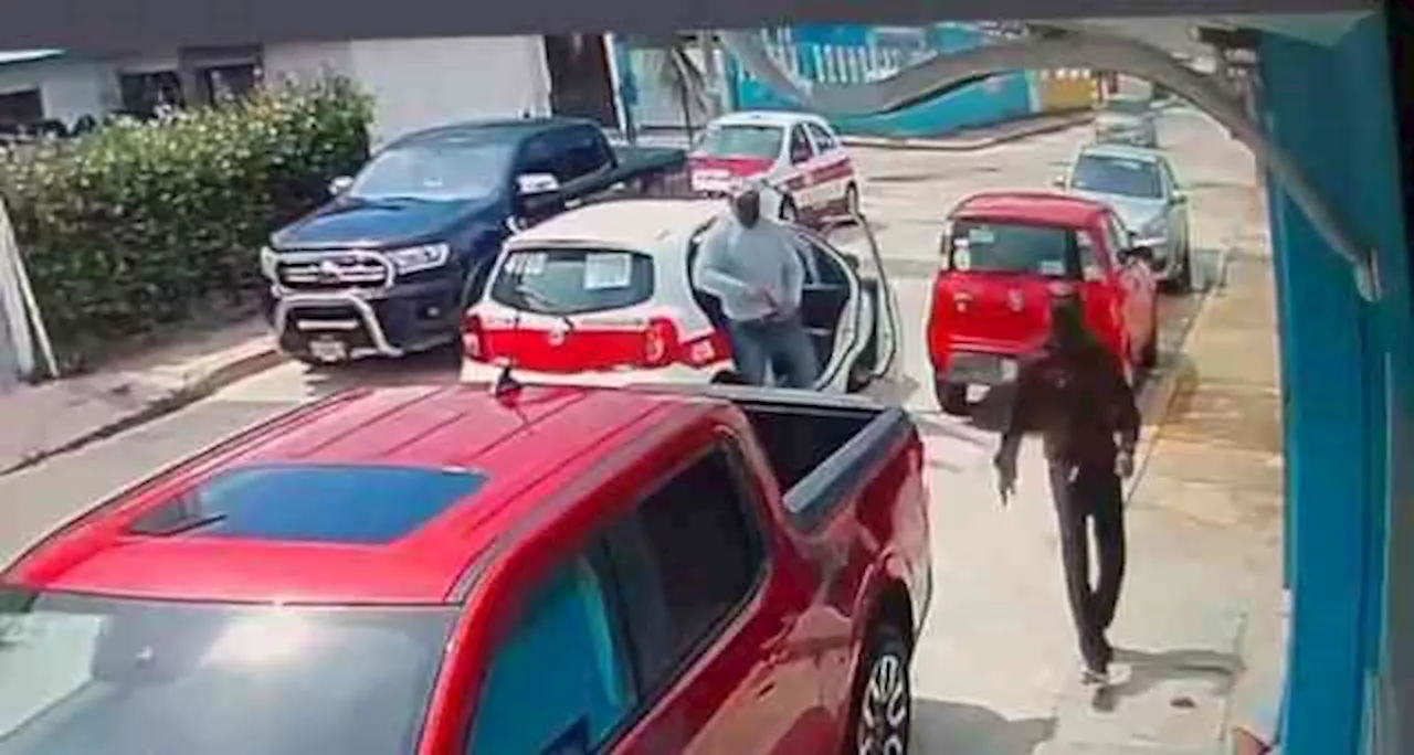 Captaron en video presunto intento de asalto, en Coatzacoalcos