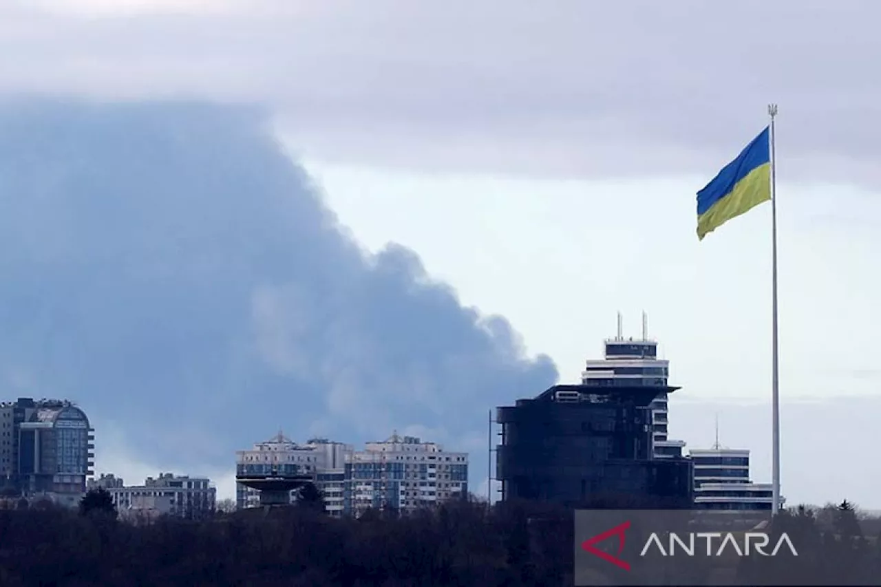 Pengunjuk rasa di Belanda protes pengiriman pasokan senjata ke Ukraina