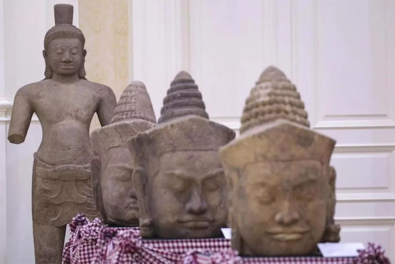 Cambodia’s prime minister welcomes artifacts returned by New York’s Met and other collections