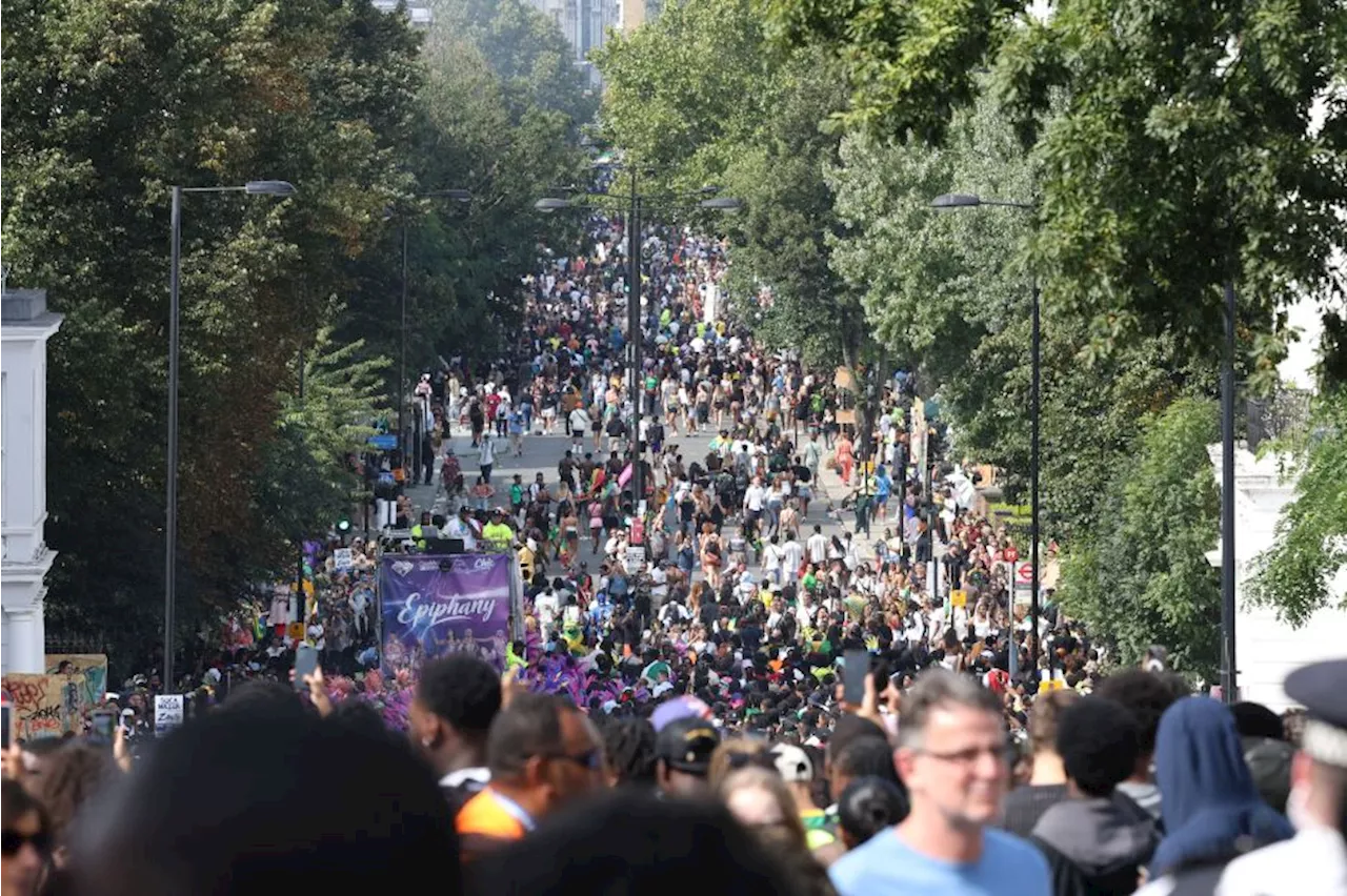 Carnaval de Notting Hill celebra a diversidade de Londres após ataques racistas