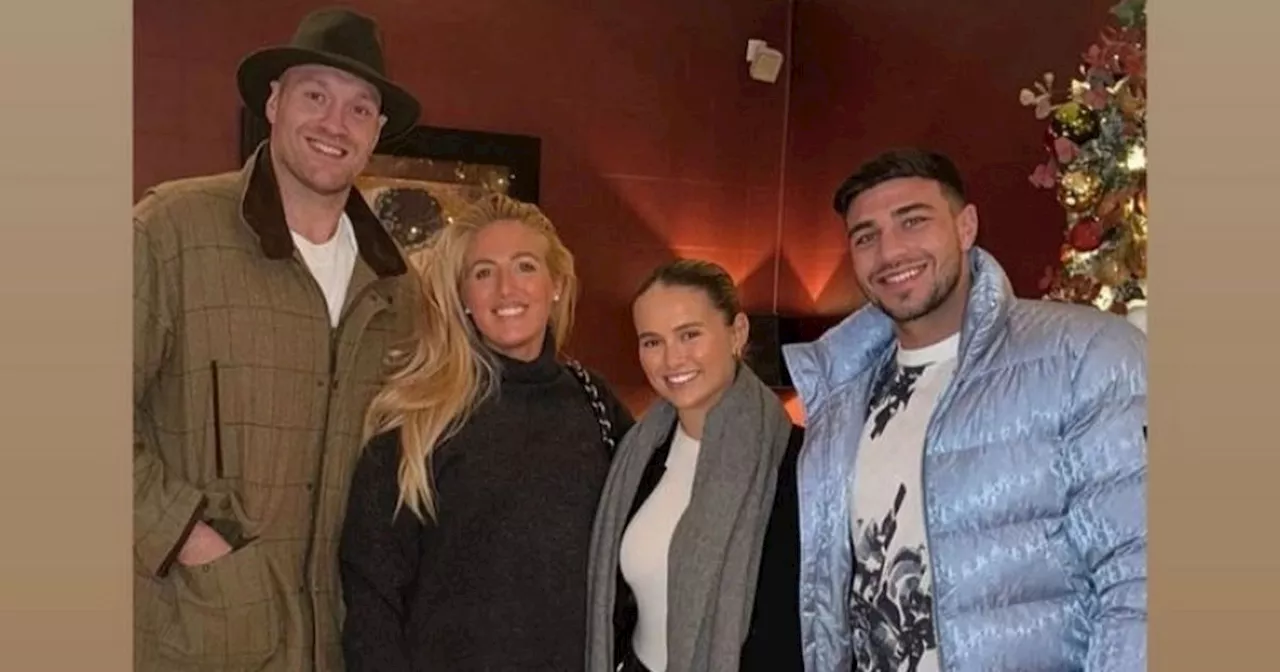 Molly-Mae Hague makes stance on Tommy Fury family feud clear with gesture