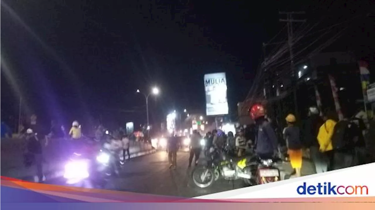 Polisi Duga Demo Ricuh Depan Kampus Bosowa Makassar Disusupi Kelompok Anarko