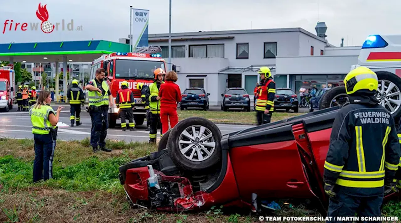 Oö: Schwerer Verkehrsunfall in Walding fordert eine verletzte Person