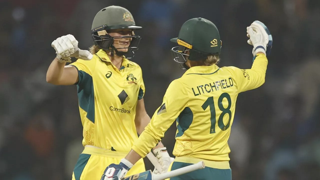 ’X-factor’ named as full-strength Aussies reveal 15-player T20 World Cup squad