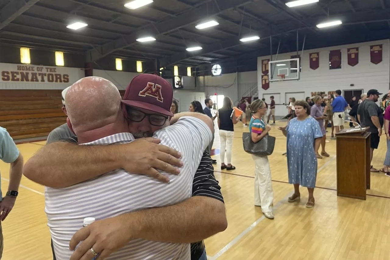 Alabama high school remembers football player who died after suffering ...