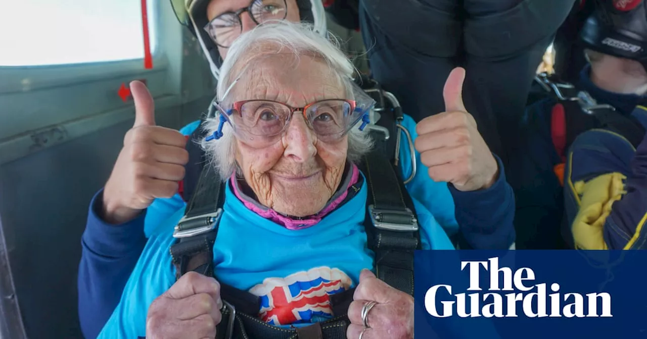 ‘I don’t do fear’: 102-year-old woman becomes Britain’s oldest skydiver