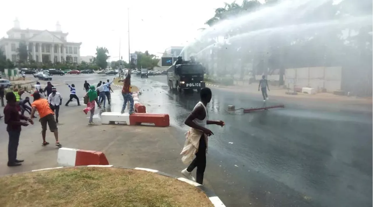 Police confirm arrest of 97 Shiites over attack on officers in Abuja