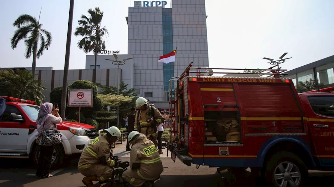 Kebakaran RSPP Padam, 134 Pasien Terdampak Dipindahkan ke Gedung B