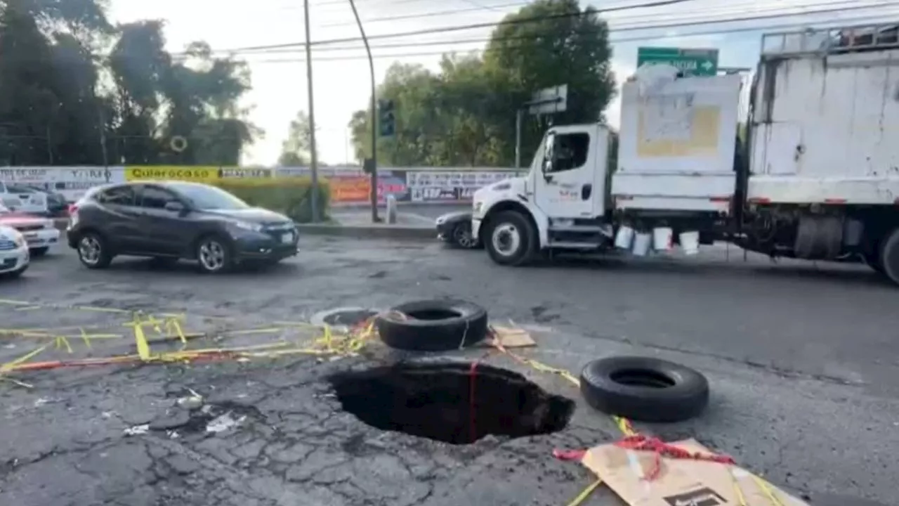 VIDEO: cumple una semana socavón de 10 metros de profundidad en calle de Azcapotzalco