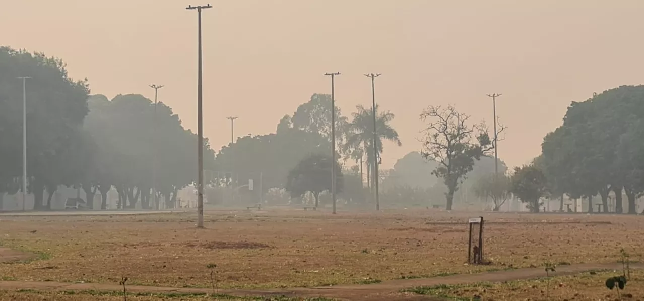 Uberaba determina que escolas funcionem de maneira facultativa devido a incêndios e fumaça em MG