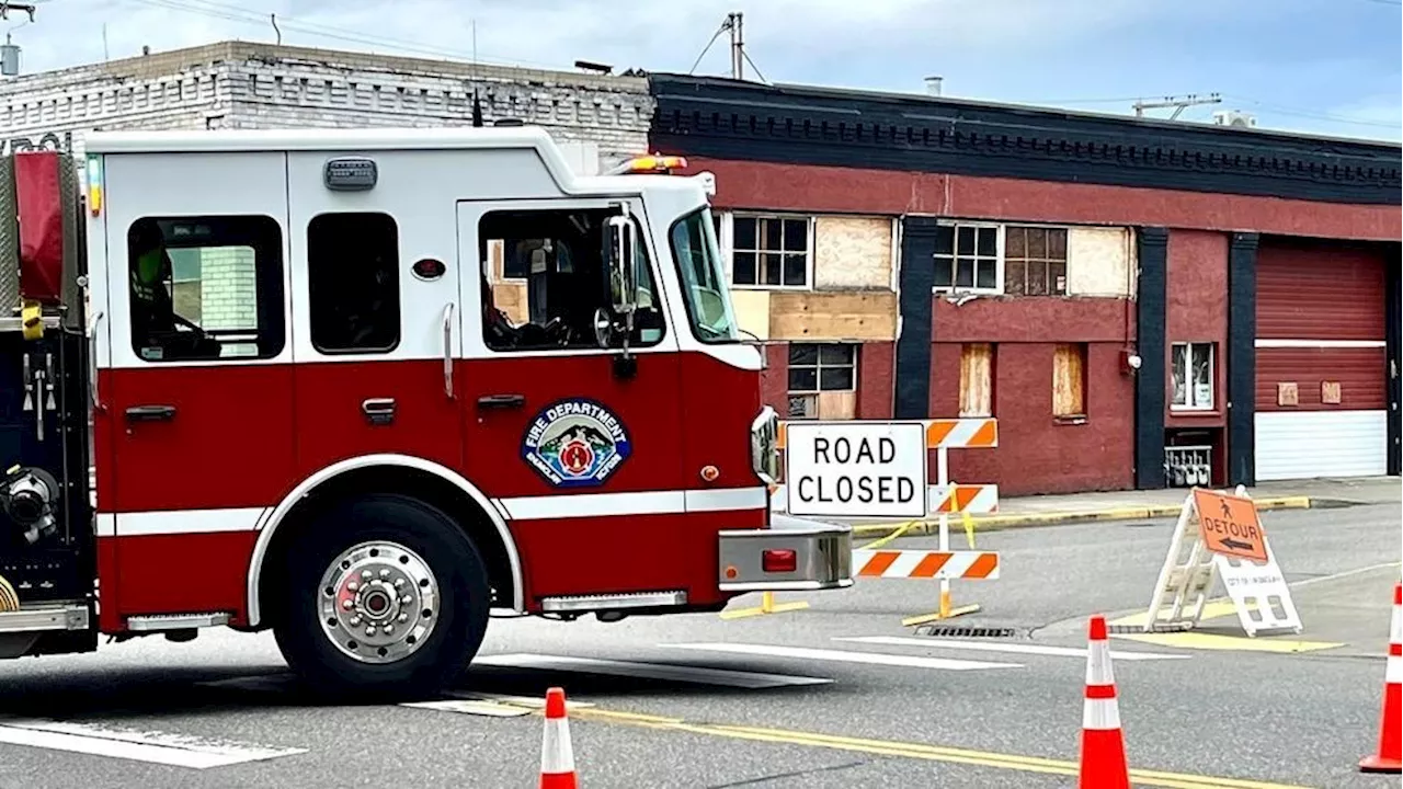 Unstable Enumclaw building at risk of collapse, road closures in effect