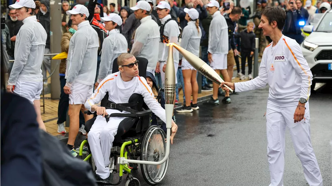 Paris 2024 : pourquoi la flamme paralympique est-elle allumée en Angleterre (et non en Grèce) ?