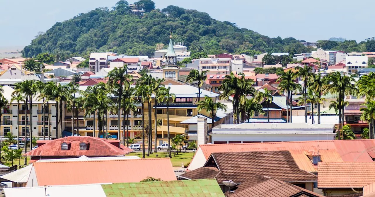 Guyane : un policier hors service meurt d'une balle dans la tête à Cayenne