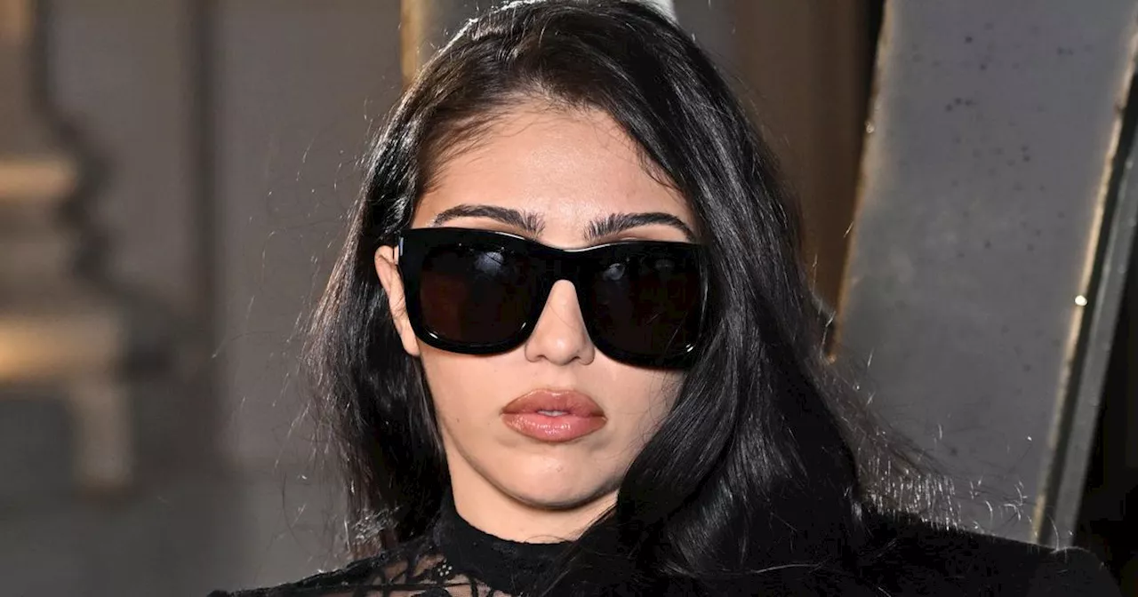 Lourdes Leon, la fille de Madonna, se dévoile dans une combinaison de dentelle transparente