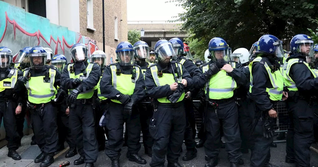 Woman stabbed at Notting Hill Carnival was with her child, police say