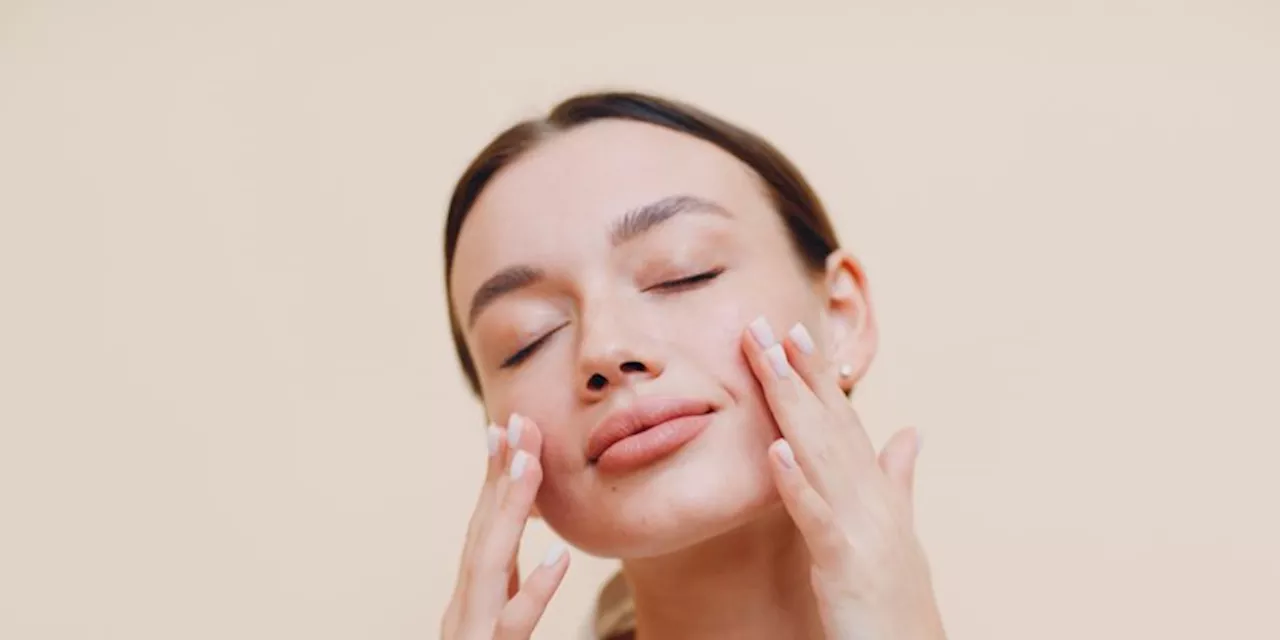 How To *Actually* Minimize Pores — In Ways That Don't Hurt Your Skin