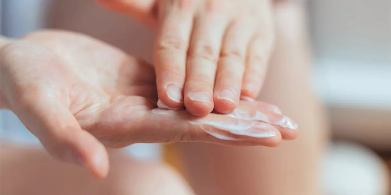 The Best Time To Apply Hand Cream Might Not Be When You Think