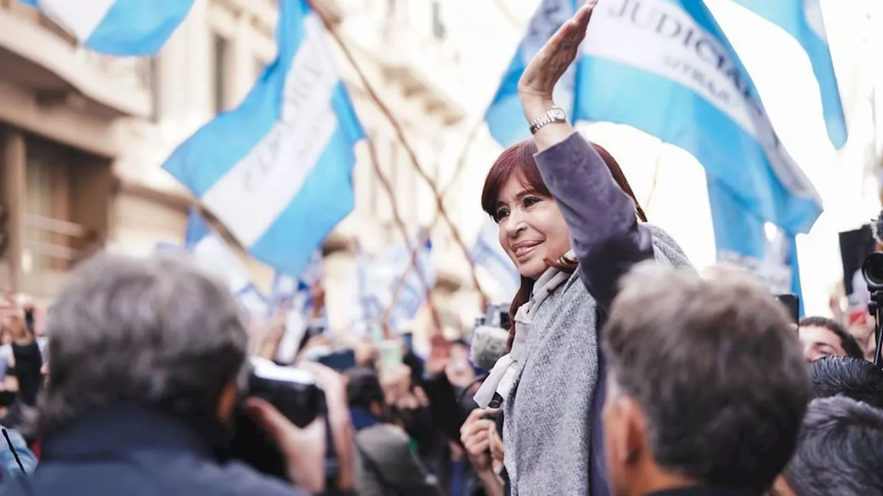 La picante chicana de Cristina Kirchner contra Victoria Villarruel: 'Pericia psiquiátrica'