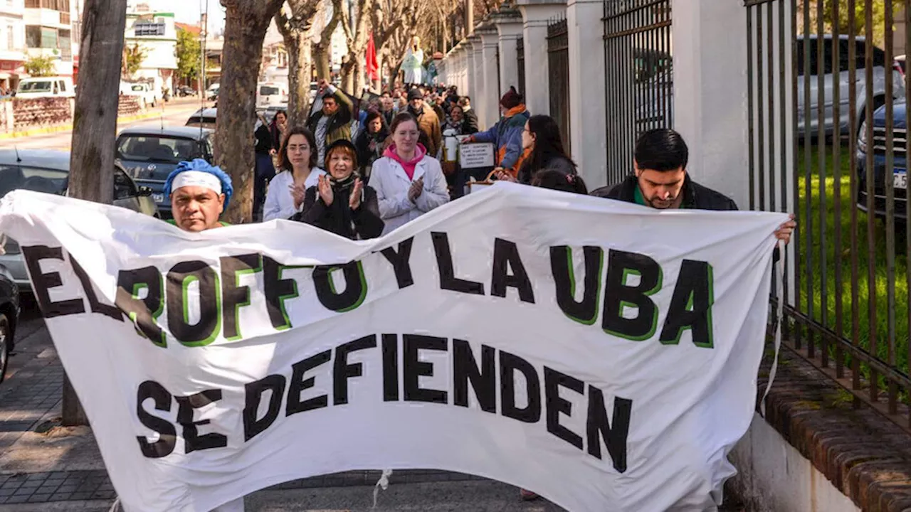 Abrazo al Instituto Roffo contra el ajuste de Milei