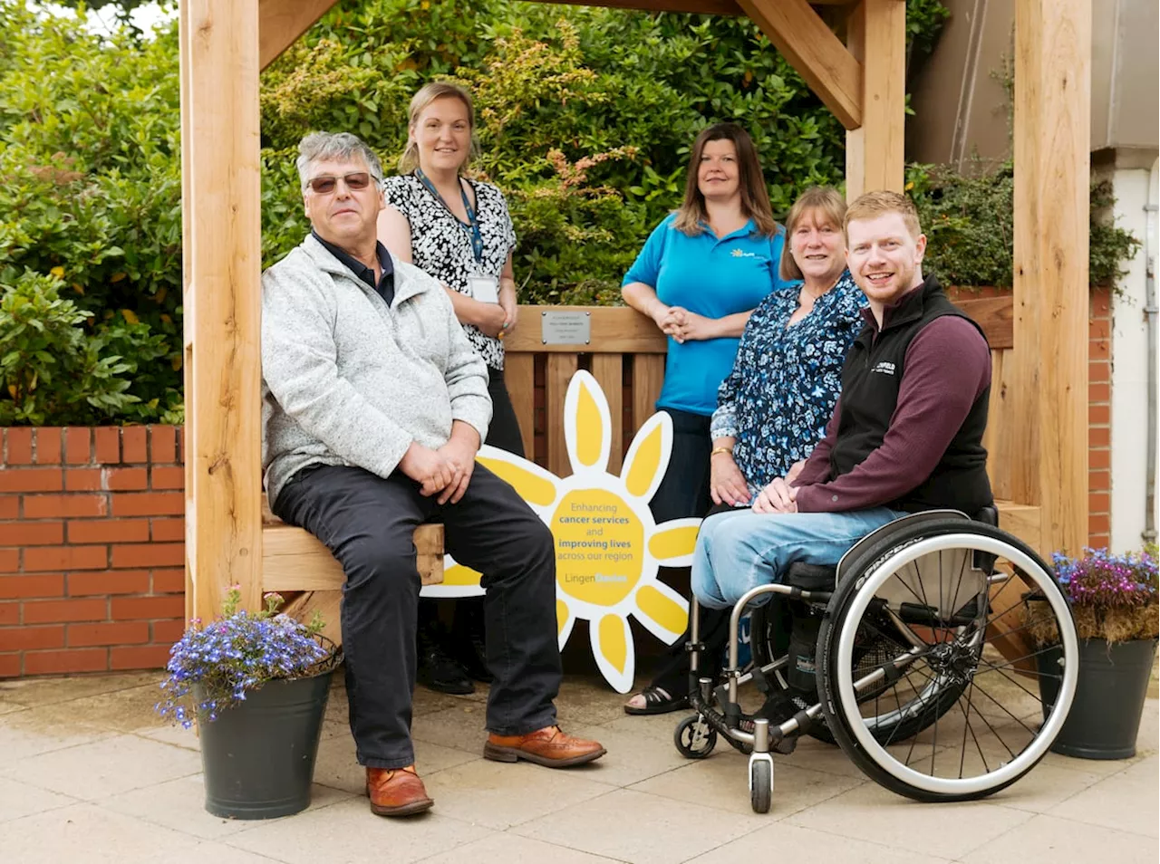 – Bench unveiled in memory of young farmer who died after brain tumour battle