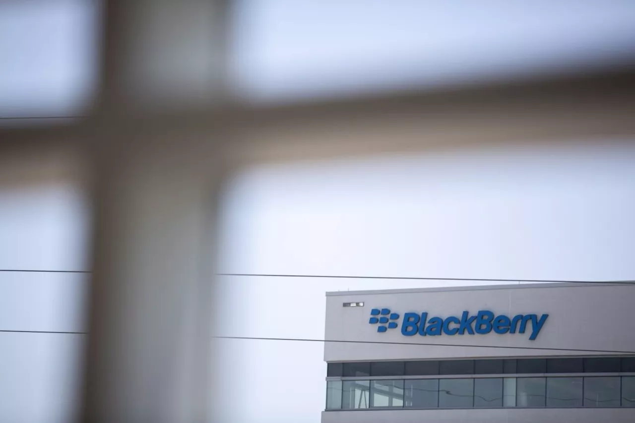 Former chief marketing officer named as plaintiff in case against BlackBerry CEO