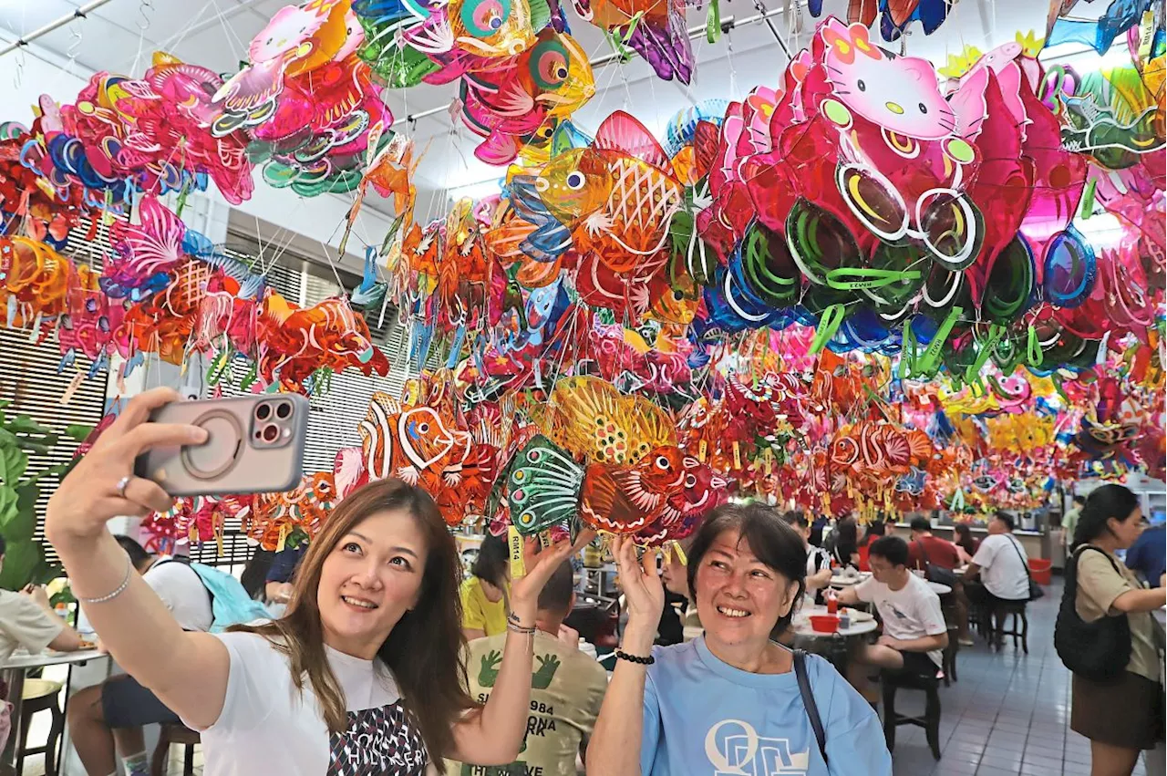 Gloomy outlook for traditional lanterns