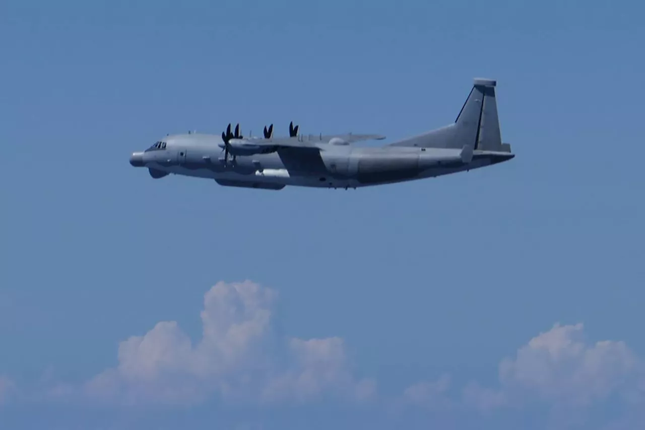 Japan scrambles jets after Chinese aircraft 'violated' airspace