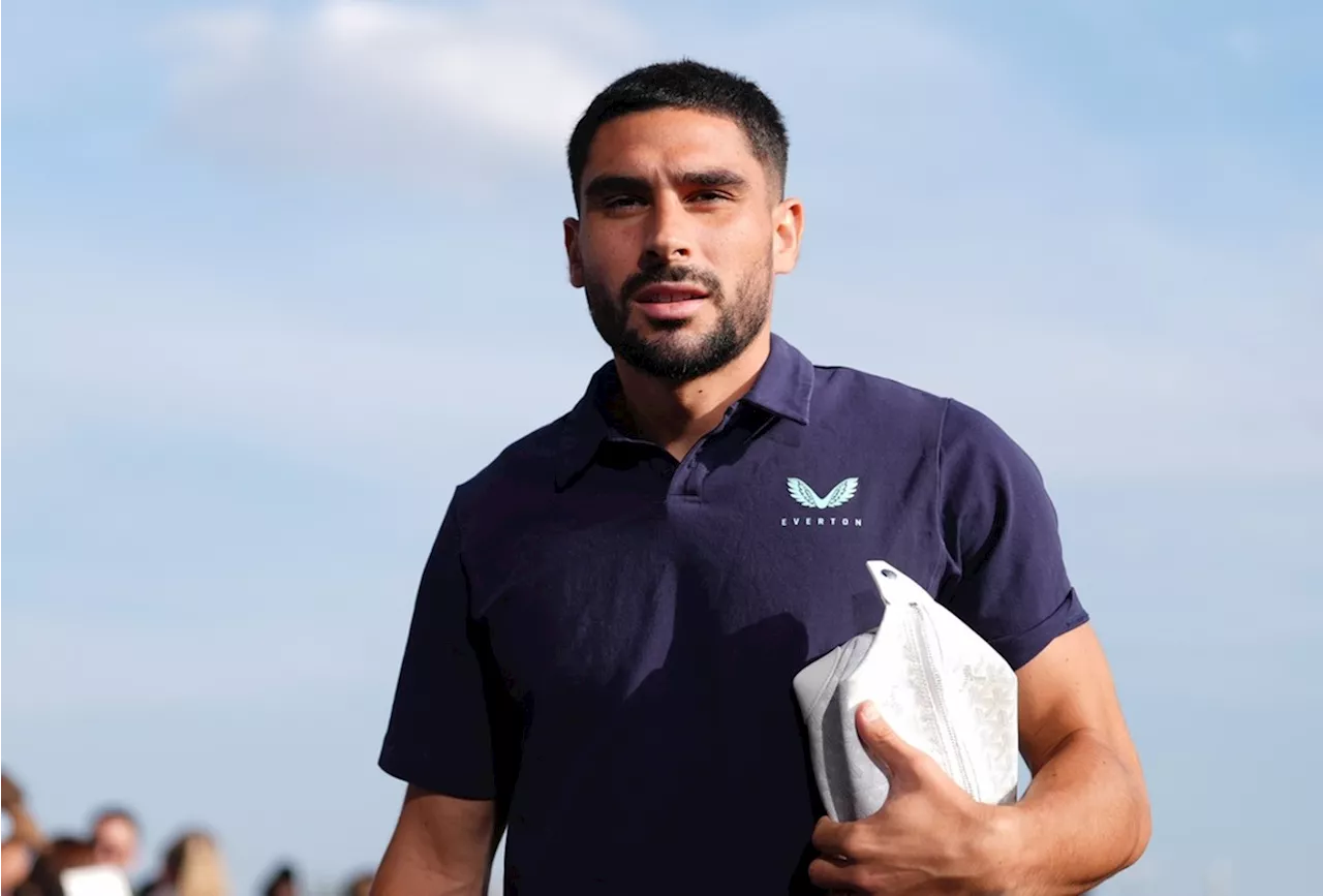 Onrust neemt toe bij armlastig Everton: Maupay clasht met woedende fans