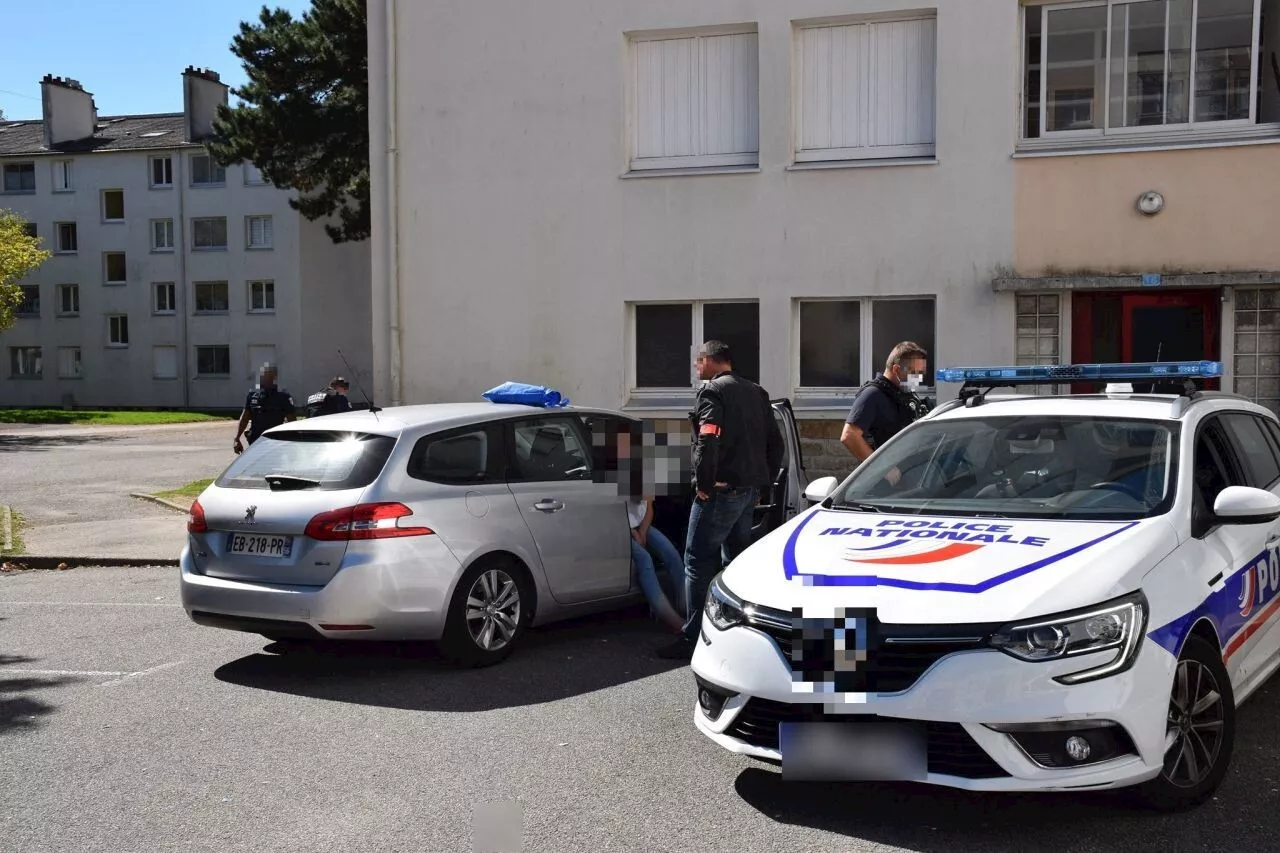 Vannes : un dealer de 20 ans arrêté avec une grosse quantité d’héroïne sur lui