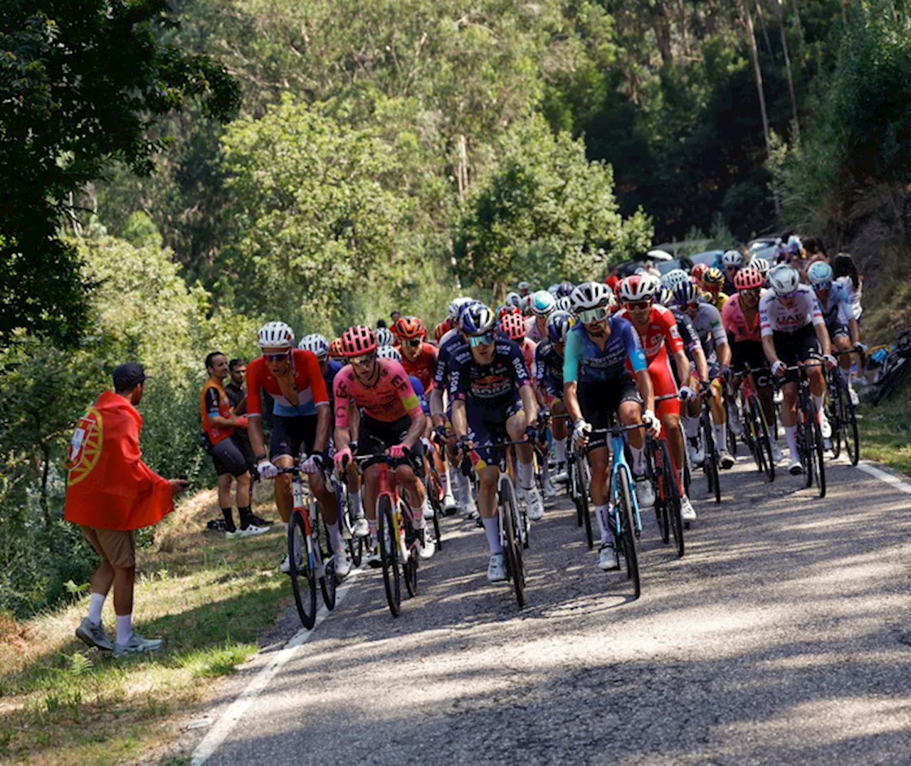 Un momento della 10a tappa della Vuelta in Spagna