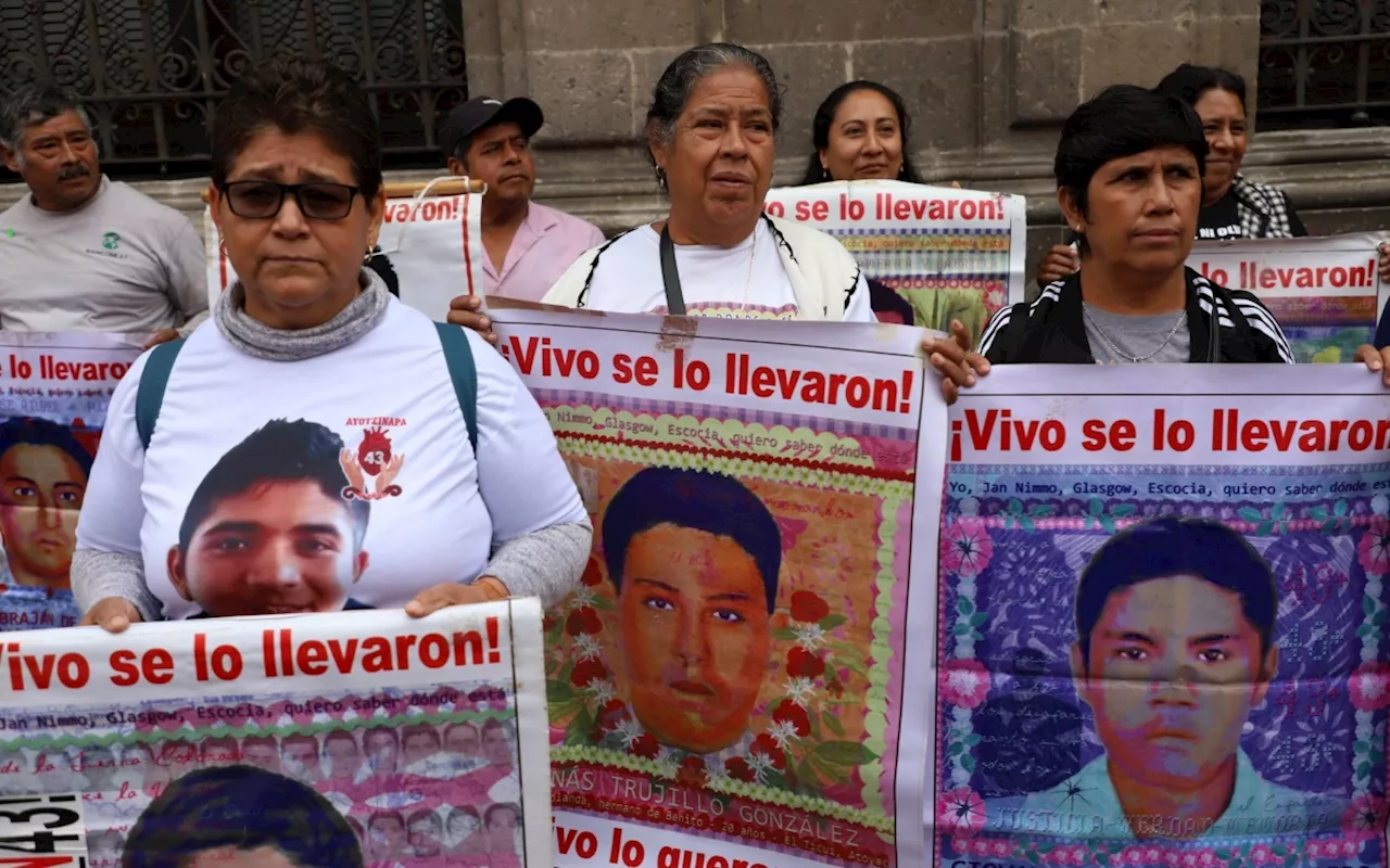 Ponen fin padres de los 43 de Ayotzinapa reuniones con AMLO tras 'fracaso' de resultados