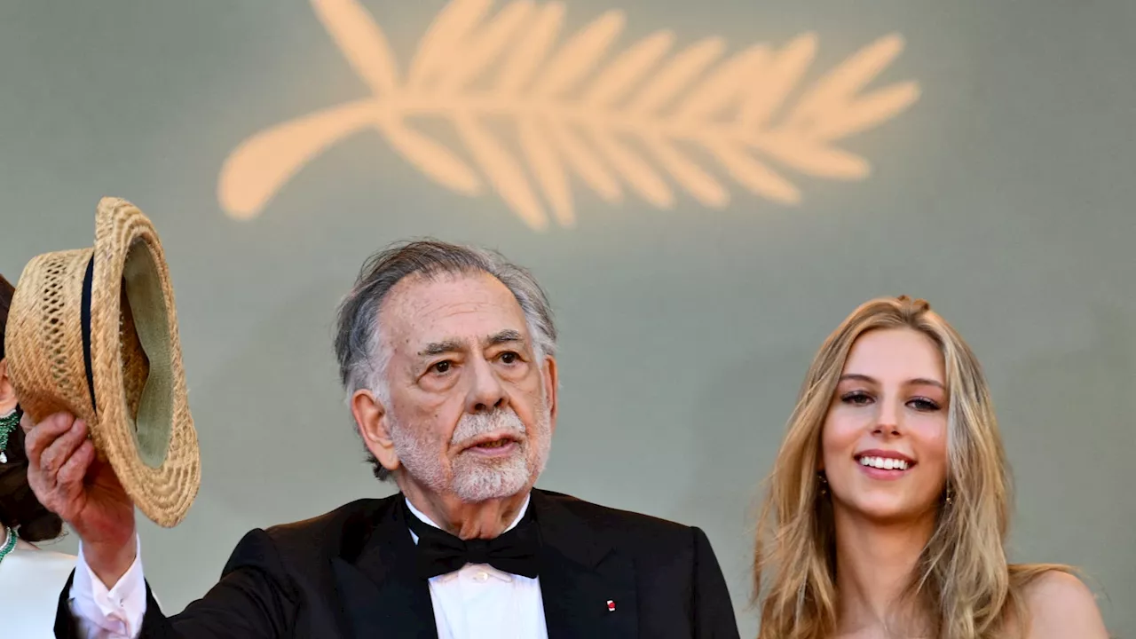 Coppola reconnaît avoir embrassé 'sur la joue' des figurantes sur le tournage de 'Megalopolis'