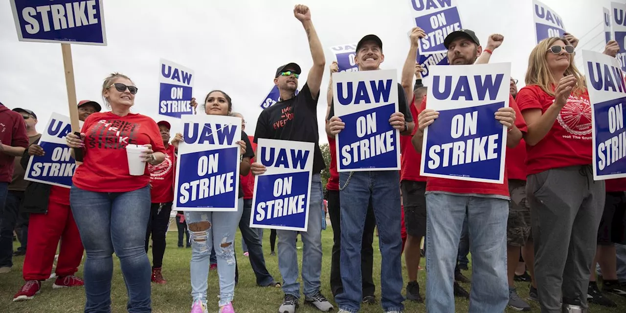 UAW Threatens Strike, Accusing Stellantis of Contract Breach