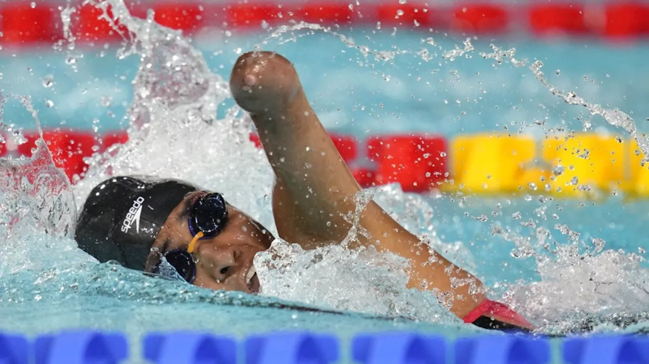 Hoops player Anderson, swimmer Roxon named Canada's Paralympic flag-bearers in Paris