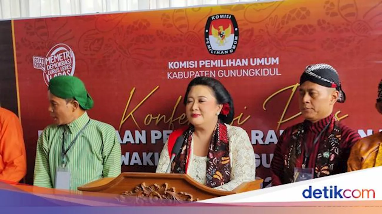 Di KPU Gunungkidul, Endah-Joko Beberkan Program 'Jalan Padhang-Cukup Banyu'