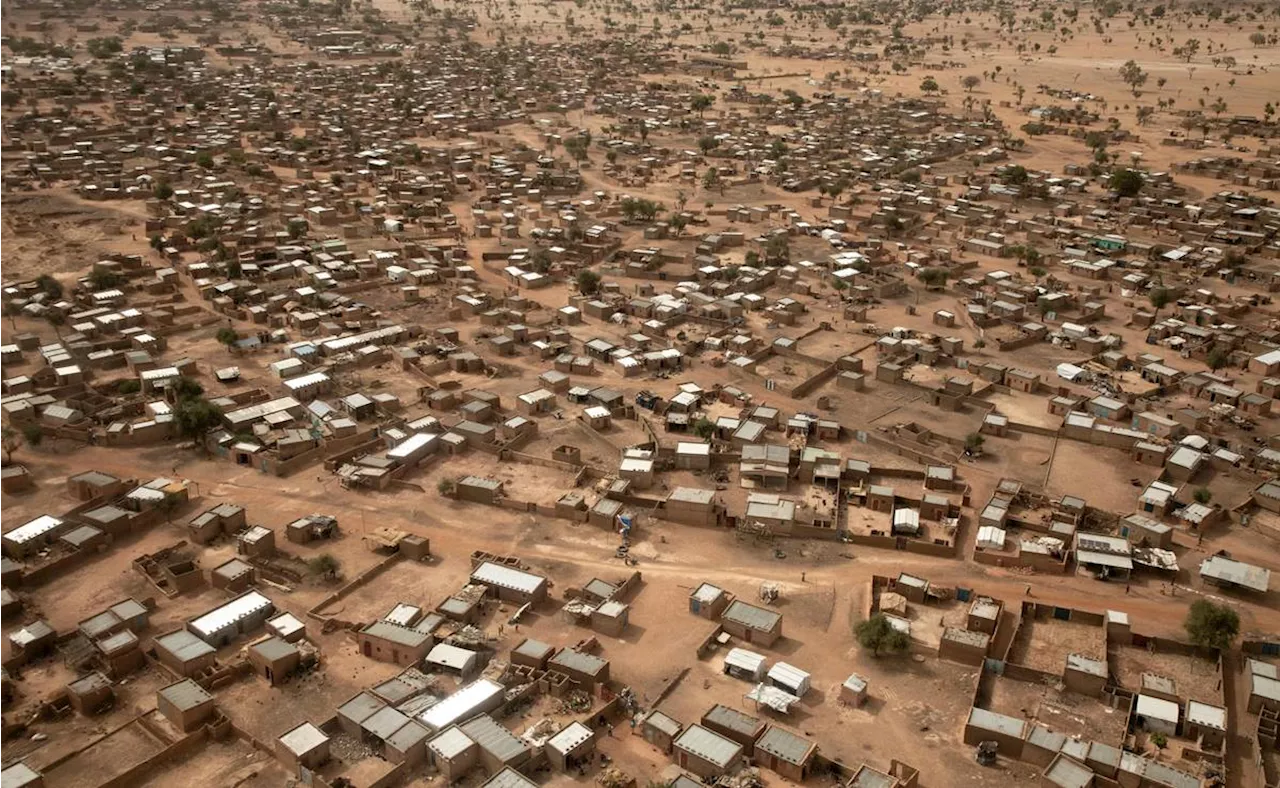 Ataque yihadista en Burkina Faso dejó más de 200 heridos, la mayoría civiles