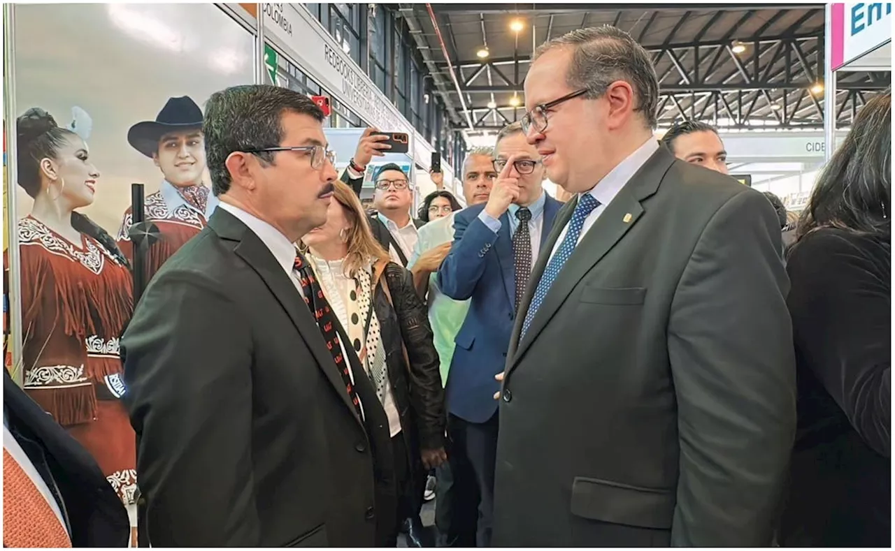 Universidad Autónoma de Tamaulipas participa por primera vez en Feria Internacional del Libro Universitario