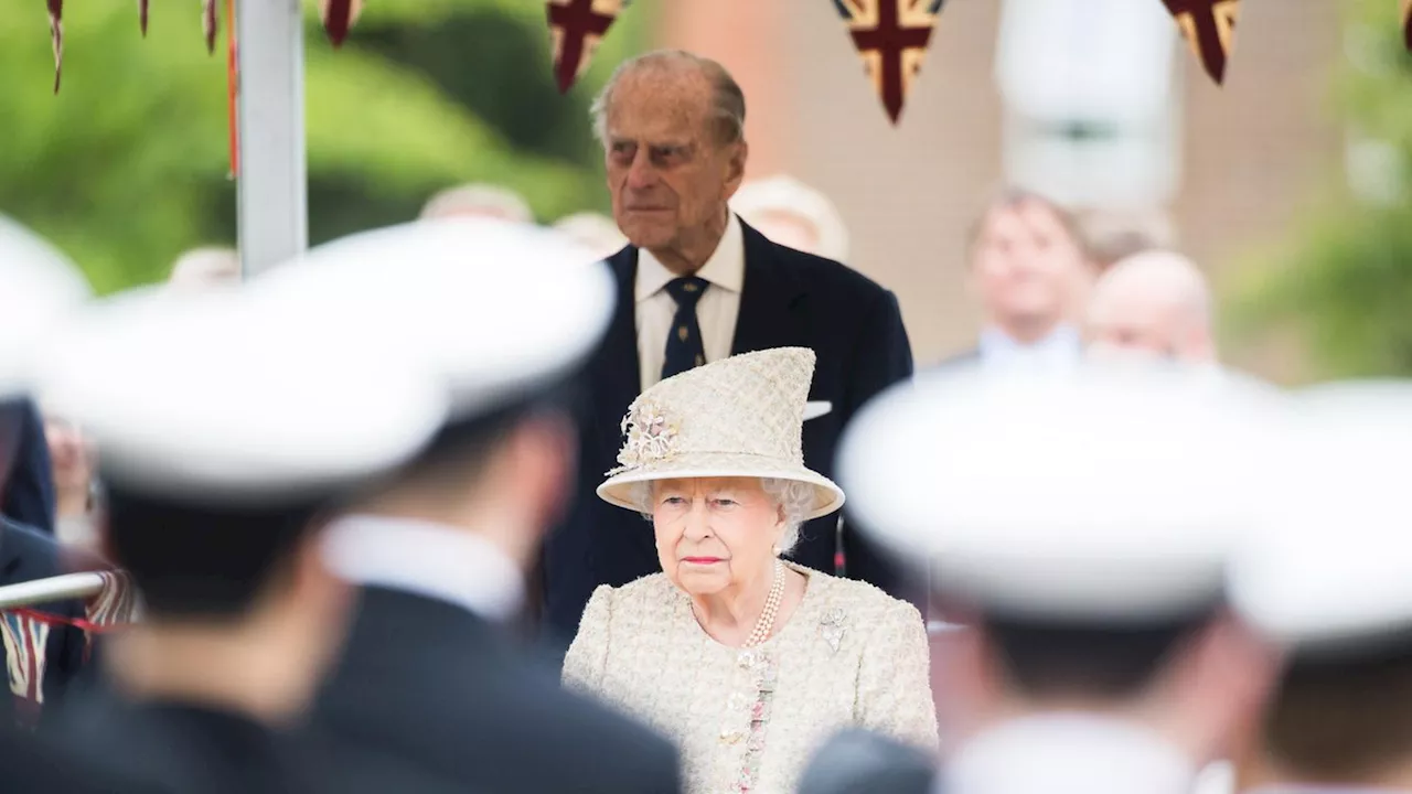 Prinz Philip (†): Starb er, bevor Queen Elizabeth sein Krankenbett erreichen konnte?