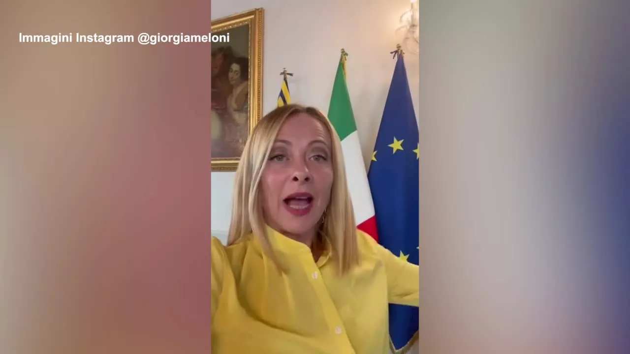 Ironia di Giorgia Meloni sui social: 'Sono ricomparsa, richiamate tutte le unità, sono a Palazzo Chigi'