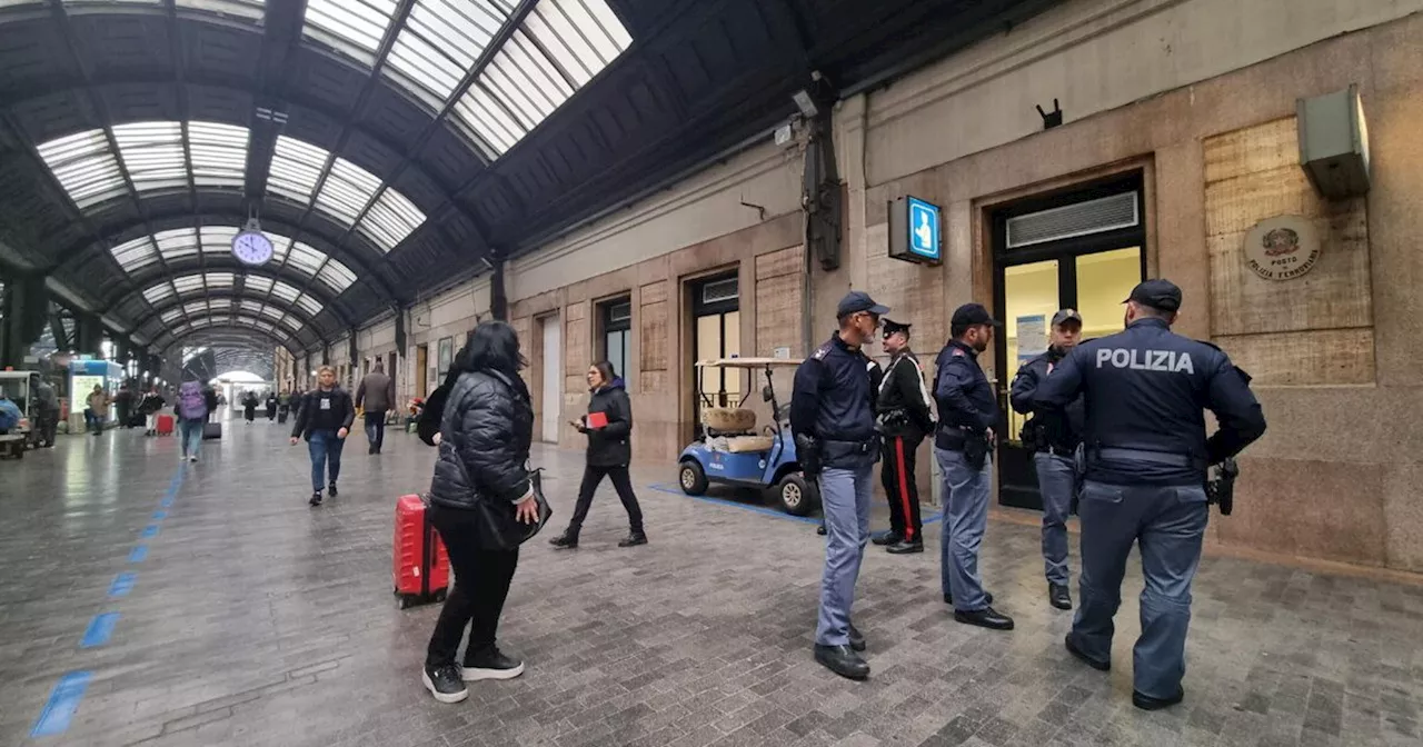 Trovare un cadavere nei gabinetti della Stazione Centrale, un'esperienza da fare