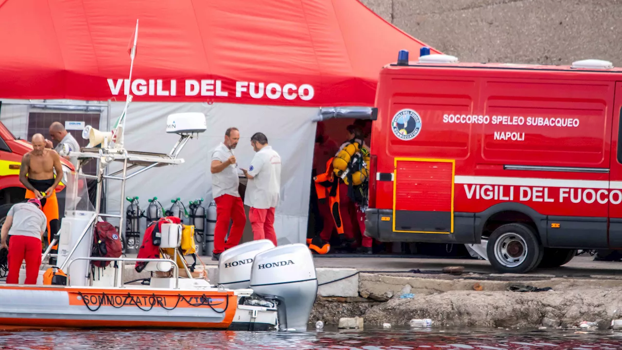 El capitán del velero hundido en Sicilia llora y guarda silencio ante la Fiscalía