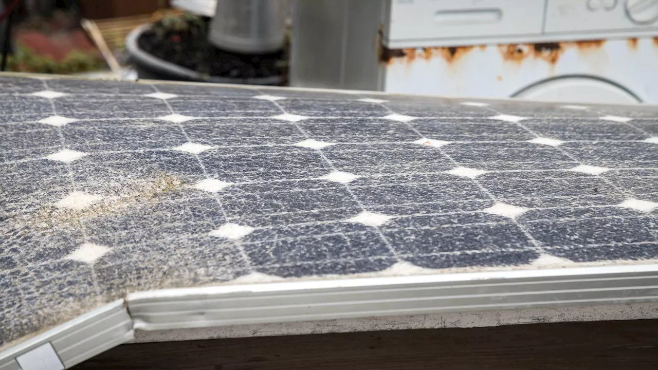 Scientists recover almost 99% of pure silver from dead solar cells