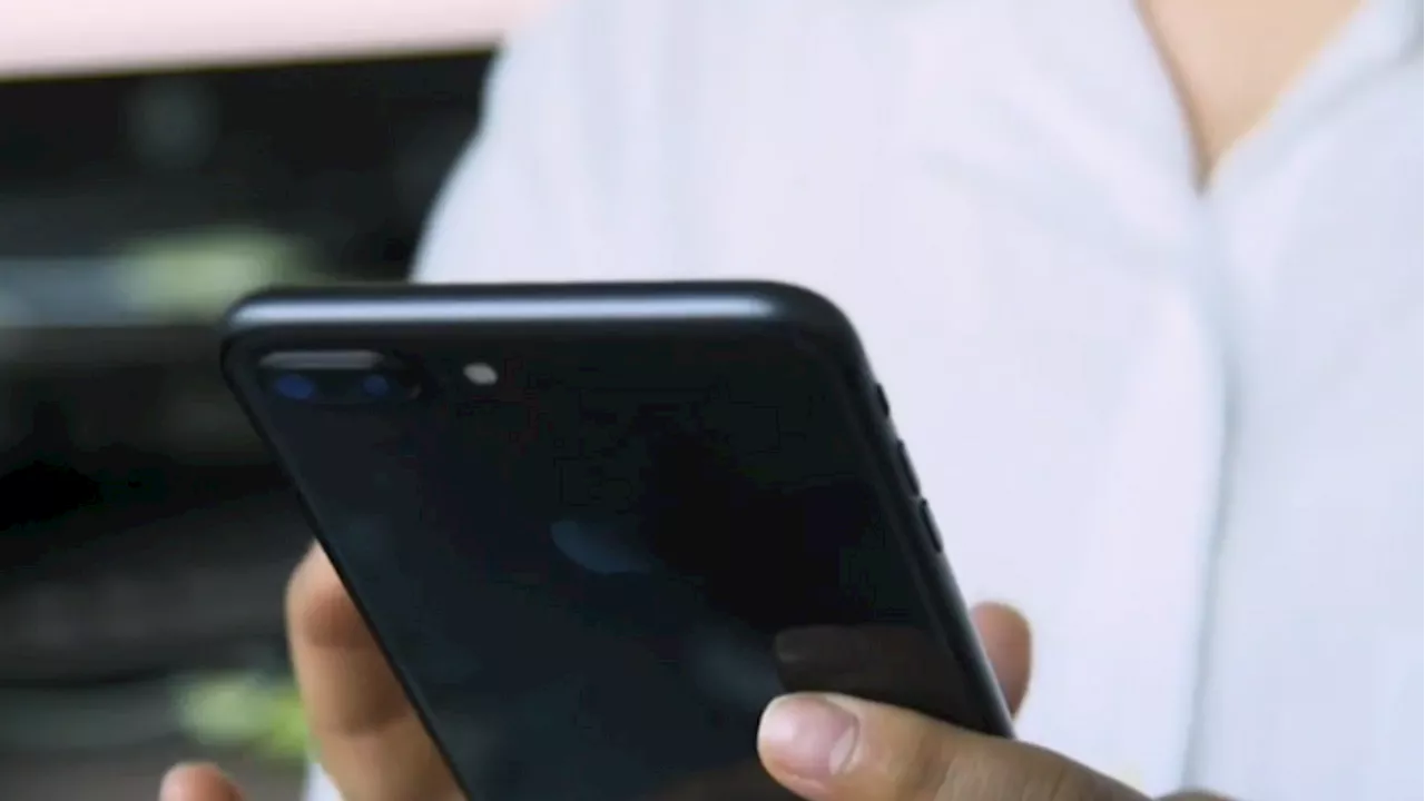 Debate grows over cell phones in schools; lawmakers consider ban