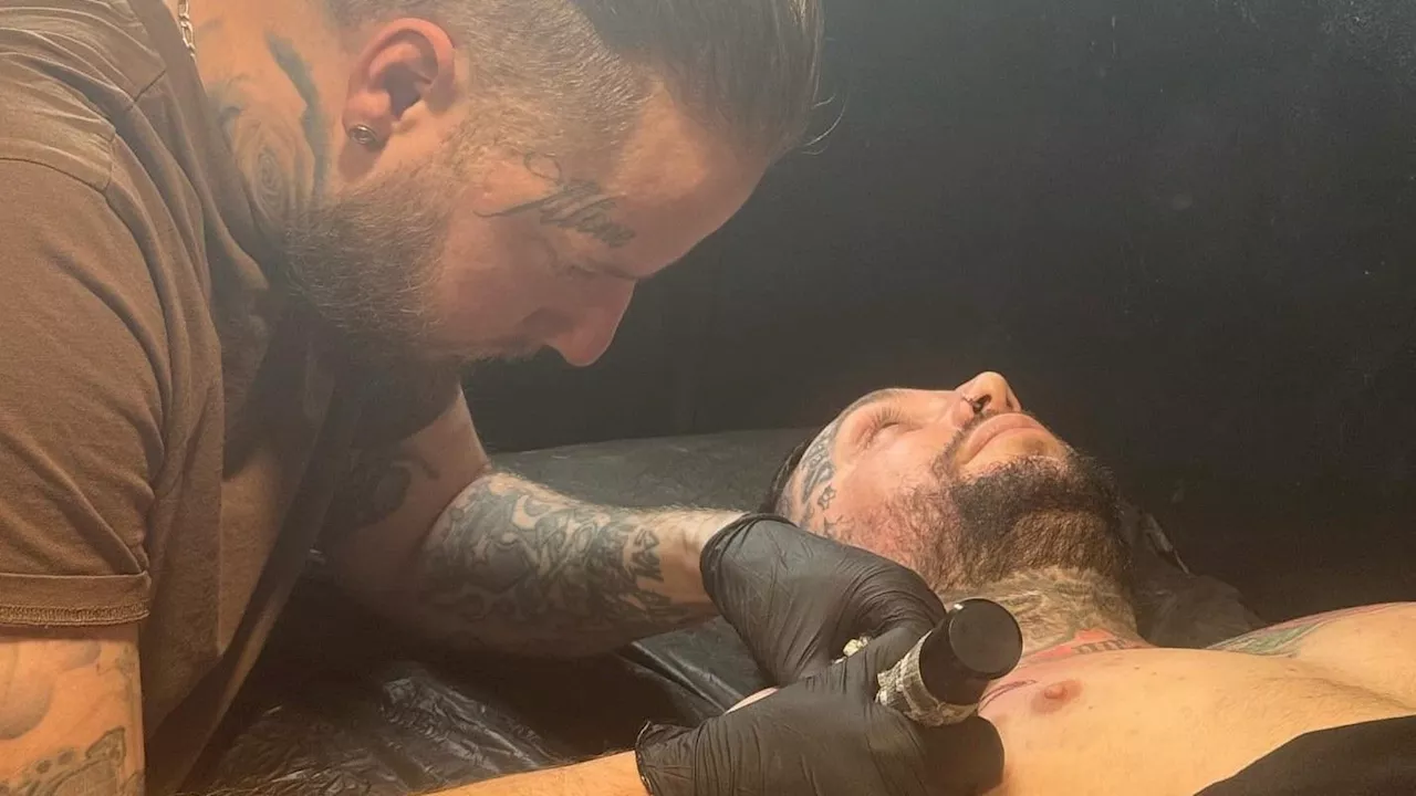 Dylan Fontaine ouvre son salon de tatouage 'The Custom Tattoo' à Digne-les-Bains