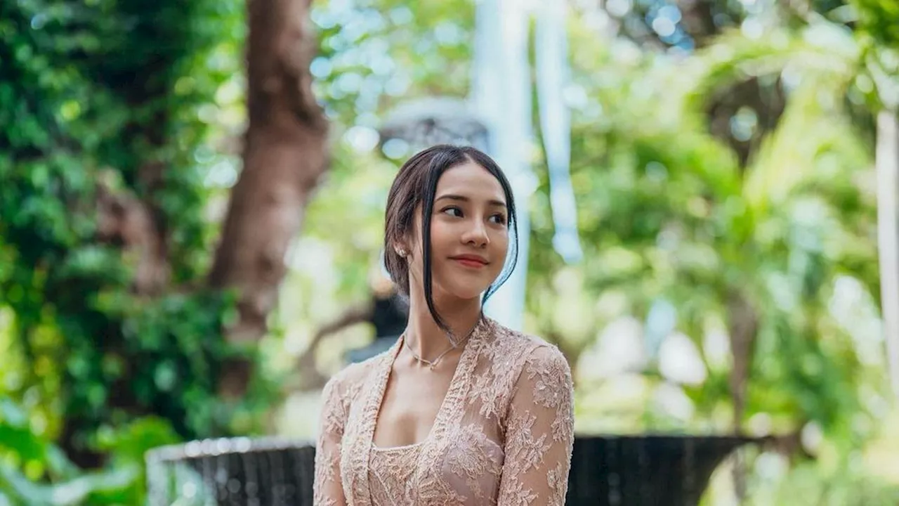 4 Potret Seleb dengan Kebaya Bali yang Cantik dan Menawan, Anya Geraldine Banjir Pujian